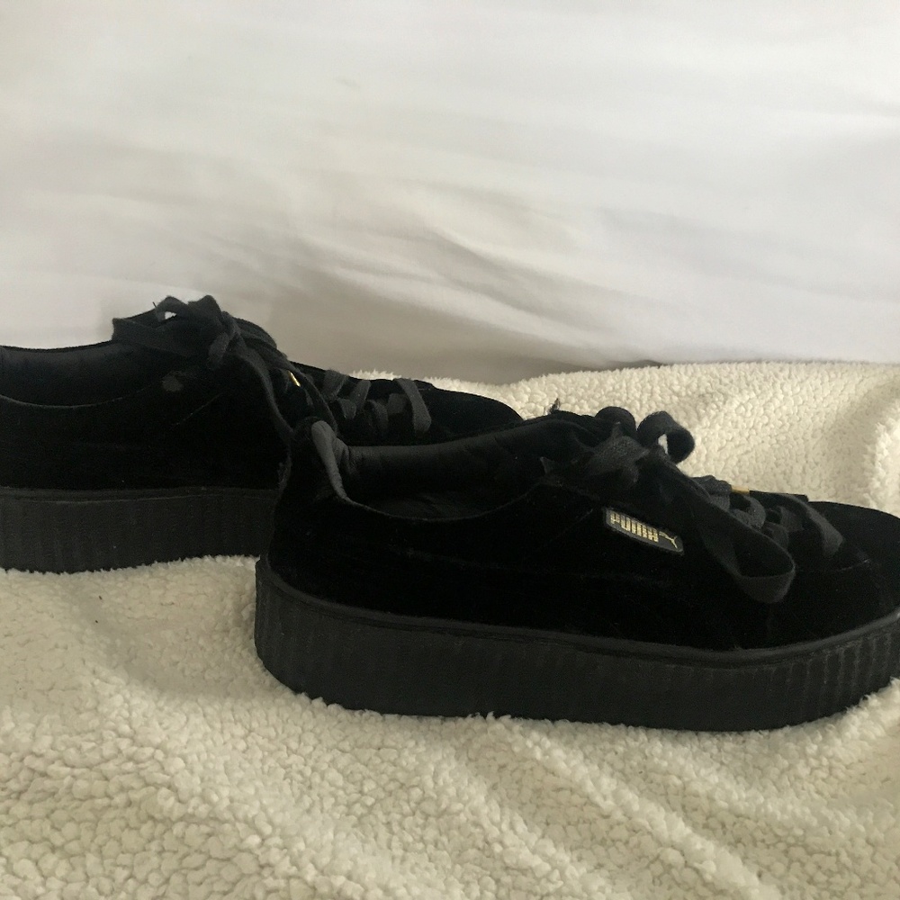 PUMA Fenty Velvet Creepers in Black
